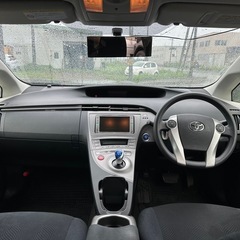 トヨタ　プリウス　S の画像