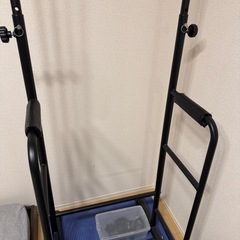 懸垂スタンド　チンニング　ディップスの画像