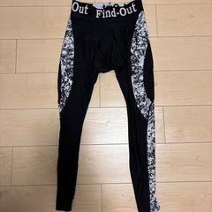 Find-Out グラフィックレギンス Mサイズ3点の画像