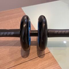 腹筋ローラー　　マット付き　　三日坊主品の画像