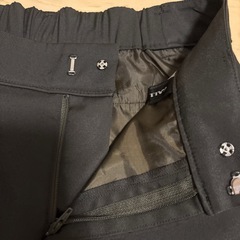 黒 チノパン ウエストゴム 64cm
の画像