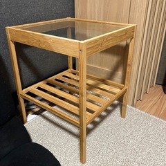 IKEA サイドテーブル　ガラス　ネスナ　の画像