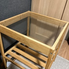 IKEA サイドテーブル　ガラス　ネスナ　の画像