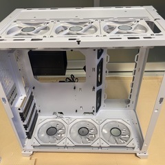 LIANLI O11 DYNAMIC WHITE リアンリ PCケース　ファン　セットの画像