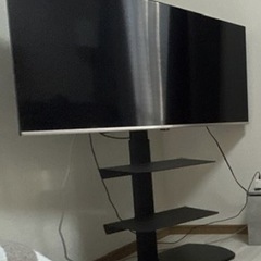【美品】テレビスタンド 金属棚×強化ガラス土台 32〜60インチ対応／首振り＆高さ調整可／モダンデザインの画像