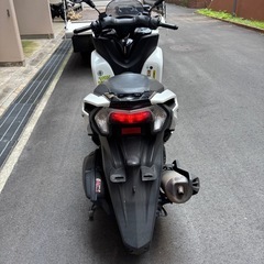 【YAMAHA トリシティ155 側車付き登録　トライク　普通免許　ホワイトの画像