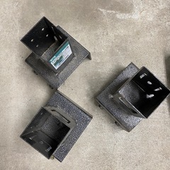 木柱固定金具　5点の画像