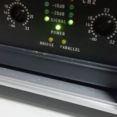 テスト済！QSC DCA1222  デジタルシネマパワーアンプ　Duplexラック付きの画像