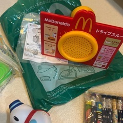 おもちゃ　文房具　色々　（取引先決定）の画像