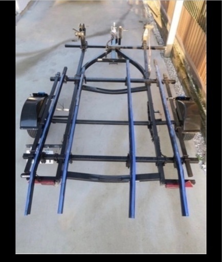 二艇積みトレーラー