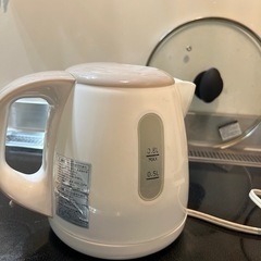 電気ポットの画像