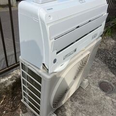 決まりました8/5東餅田😊東芝 エアコン✨14畳程度 2021年製 100V😊RAS-H401RT✨エアコンクリーニング済みの画像