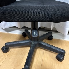 オフィスチェアの画像