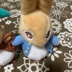 ピーターラビットぬいぐるみ3体の画像