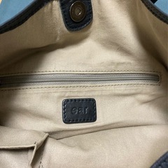 ear PAPILLONNER イア パピヨネ 本革レザートートバッグの画像