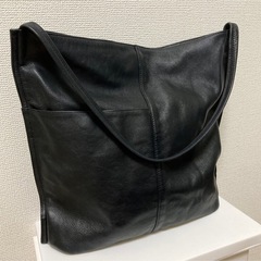 ear PAPILLONNER イア パピヨネ 本革レザートートバッグの画像