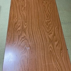 折りたたみテーブル、折りたたみ机の画像