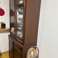 食器棚の画像