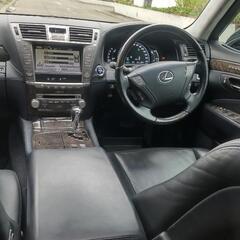 LS600hLの画像