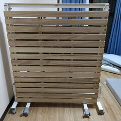 【無料】すのこ折りたたみベッド（シングルサイズ／カビあり／引き取り限定）の画像