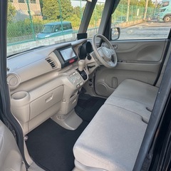 N BOX (65,000km)の画像