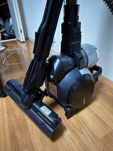 値下げ【未使用】TOSHIBAスティック型 サイクロン式掃除機 VC-TYE7 2025年最新】vc-tye7の人気アイテム - メルカリ