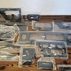 ＢＭJapan 200系ハイエース  黒木目パネル15ピース 内装パネルの画像