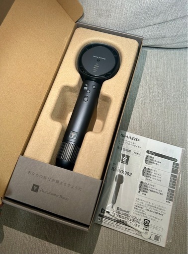 現行モデル超美品ドライヤー　SHARP IB-WX902