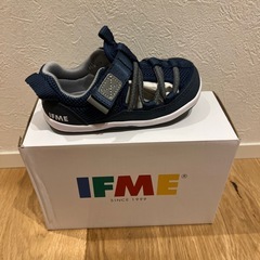 8/5削除予定　新品　IFME サンダル　ネイビーの画像