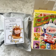 POPMART THE MONSTERS Wacky Mart LABUBU正規品　2個セットの画像