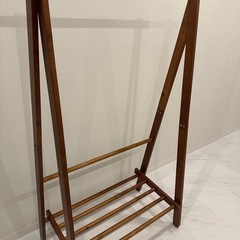 ハンガーラックの画像