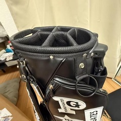 PEARLY GATES パッチ付きゴルフバッグの画像