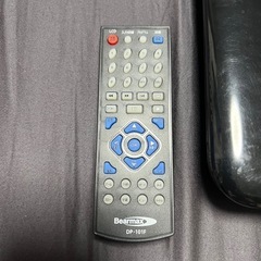 ポータブルDVDプレイヤーの画像