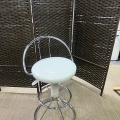 【美品】ニトリ　油圧昇降式　回転バーチェア　カウンターチェア　の画像