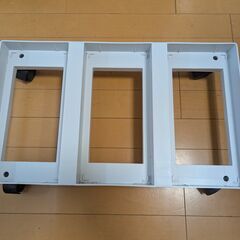 ニトリ ゴミ箱 横型3分別 プッシュペールワゴン(20Lx3) 8450983 【中古・無料】の画像