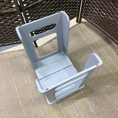 【ほぼ新品】サンコープラスチック新聞ストッカーの画像