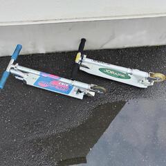 折りたたみ式キックボードの画像