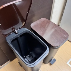 ダストボックス2個セット　⚠️8/3(日)までに自宅まで引き取りにいただける方限定の画像