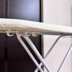 脚付アイロン台　⚠️8/3(日)までに自宅まで引き取りにいただける方限定の画像
