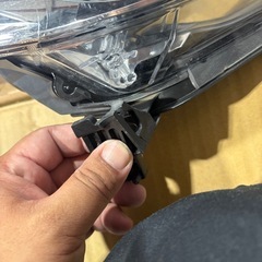 ヴェゼル　右ヘッドライトの画像