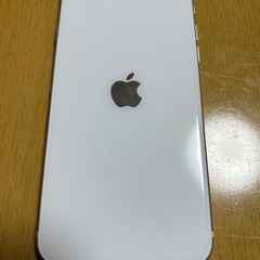 早い者勝ち　美品iPhoneSE2 128Gの画像