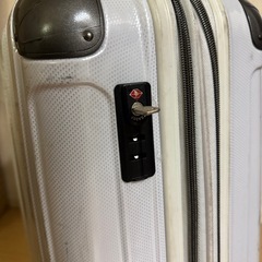 スーツケース機内持ち込みサイズ　⚠️8/3(日)までに自宅まで引き取りにいただける方限定の画像