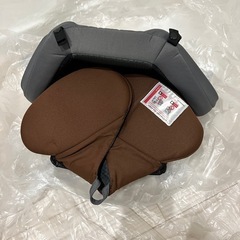 チャイルドシート　
付属品の画像