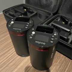 AD100Pro 2個セット 発光100回未満の画像