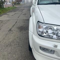 ランドクルーザー100の画像