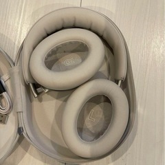 Bose ヘッドホンBluetooth ベージュ の画像