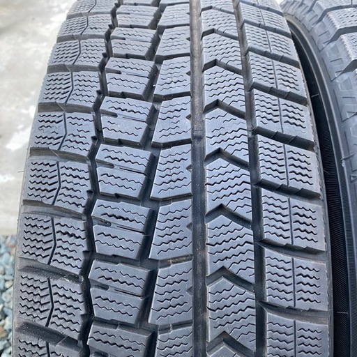 195/65R16 ダンロップ スタッドレス 4本 バリ山 プリウス ライズ