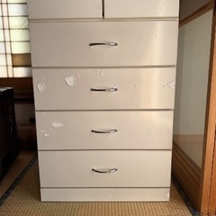 タンスの画像