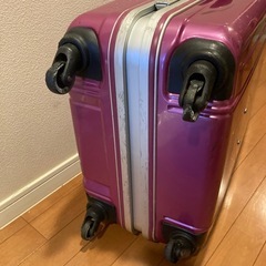 スーツケースの画像