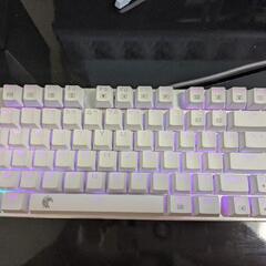 ゲーミングPCとその他の画像